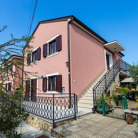 Newly Renovated Apartments In Funtana Zewnętrze zdjęcie