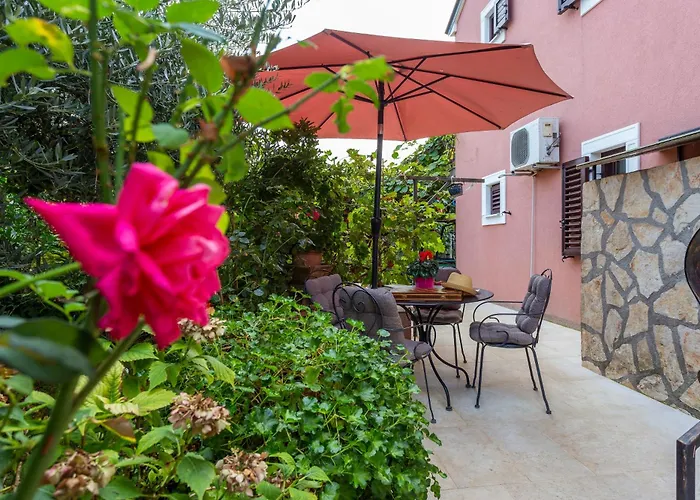 Newly Renovated Apartments In Funtana