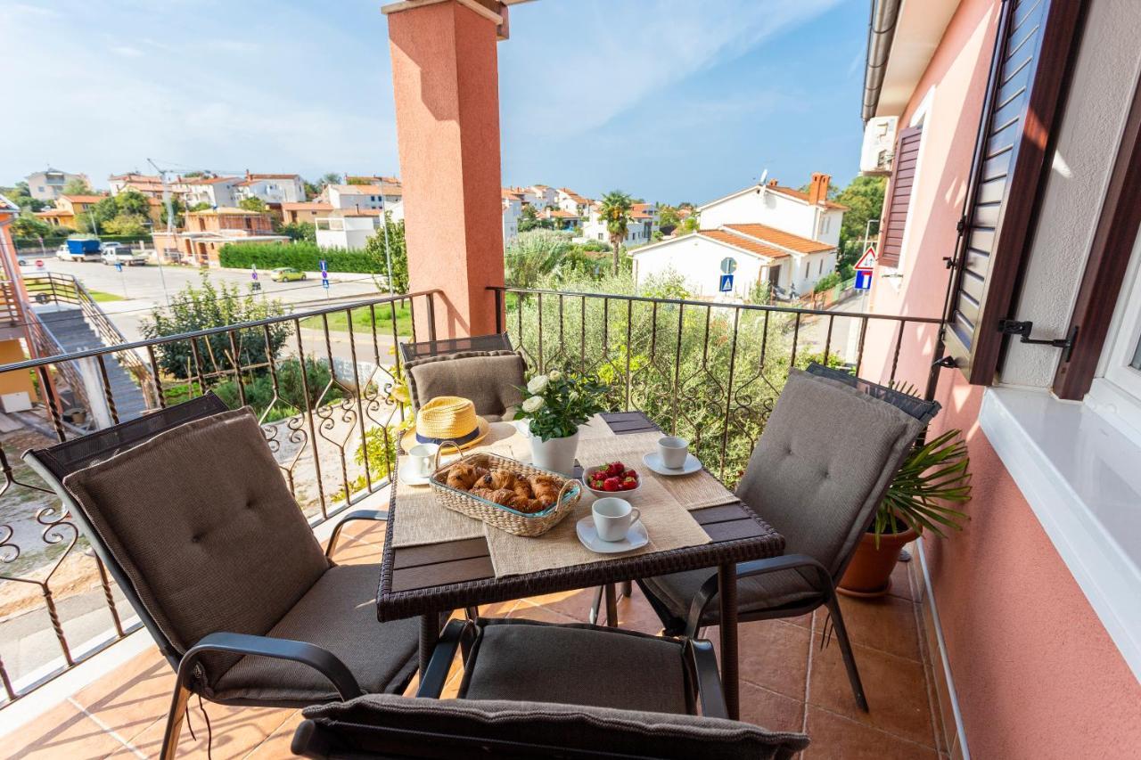 Newly Renovated In Funtana