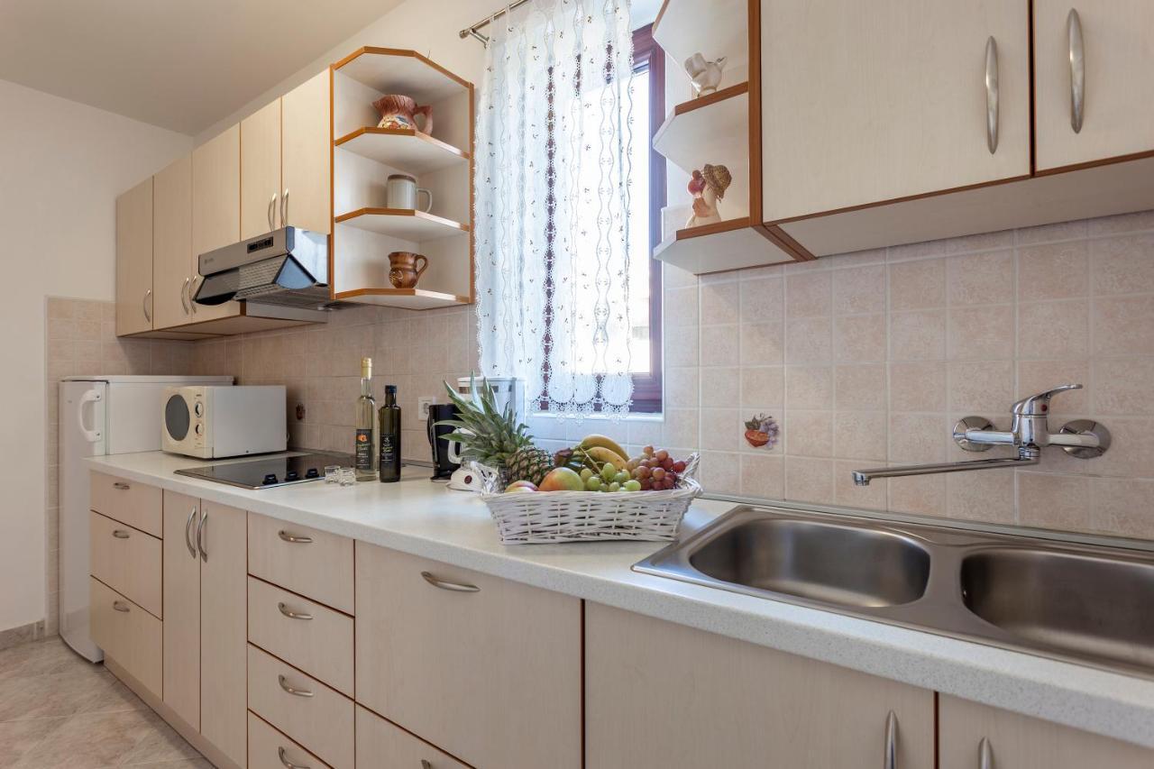 Apartment Newly Renovated In Funtana
