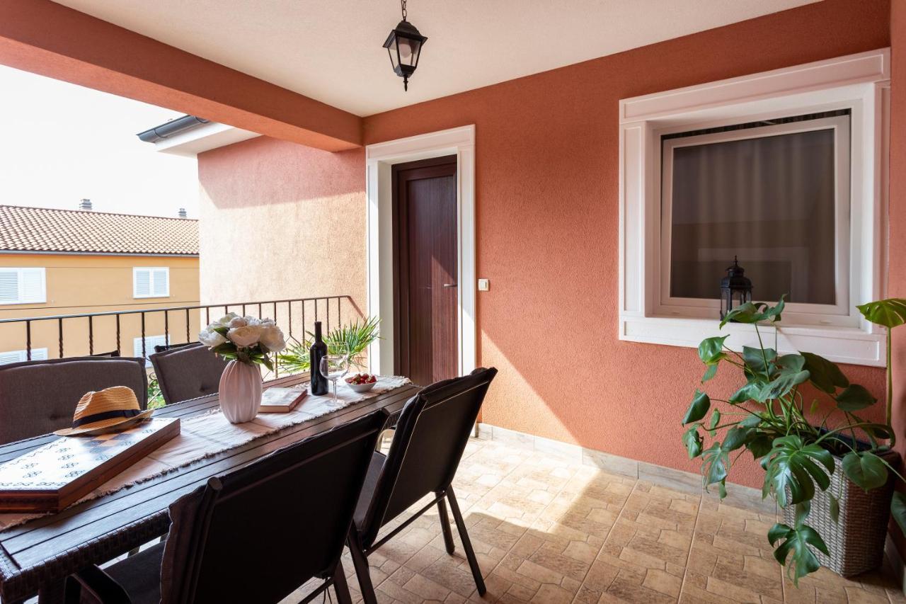Apartment Newly Renovated In Funtana